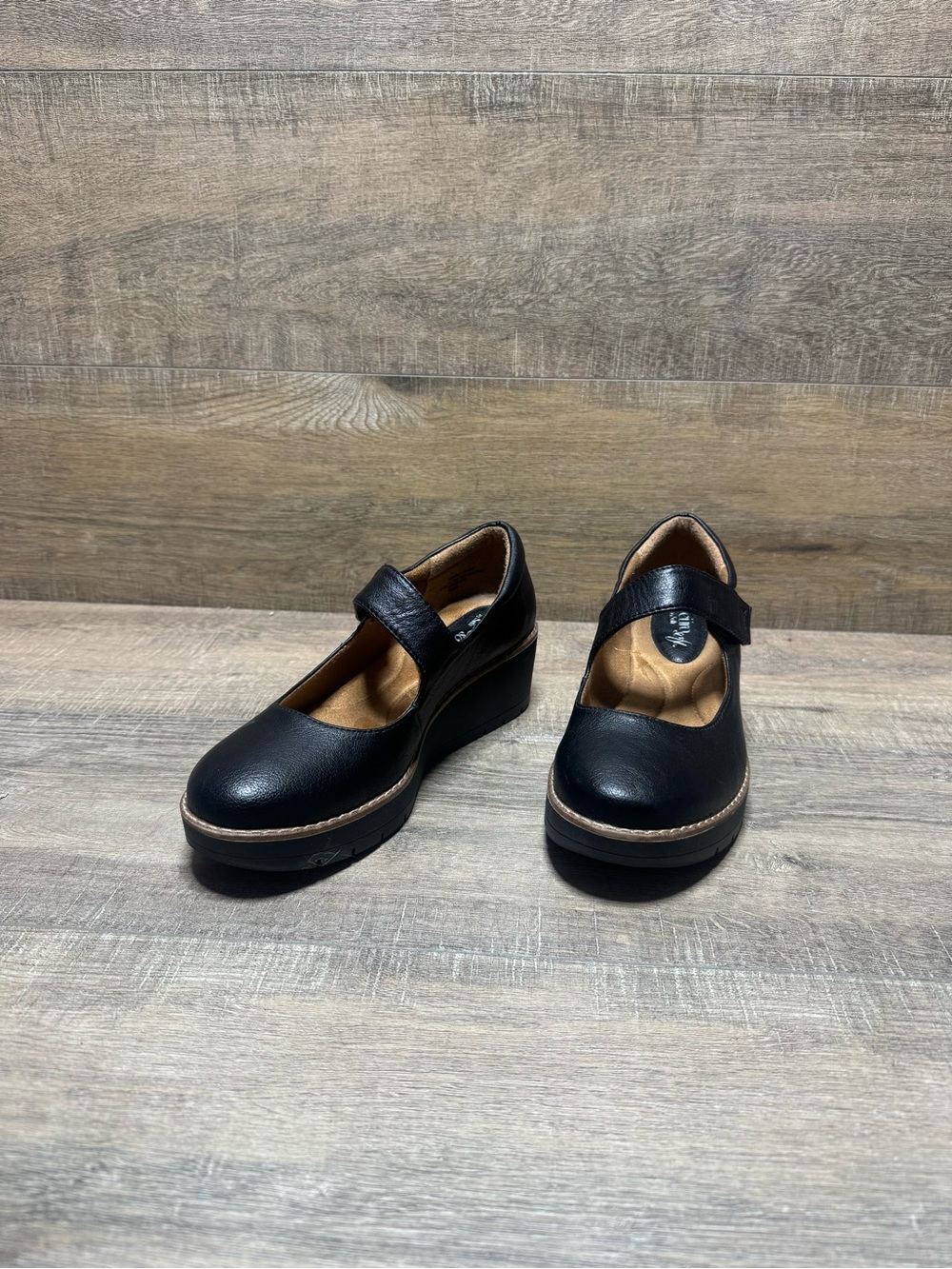 Black Mary Jane Platform Flats with Mary Jane Strap